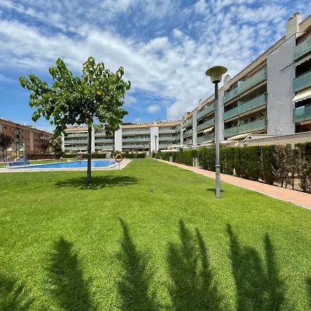 Apartmán Riu - Apartamento En Primera Linea De Mar Con Piscina *