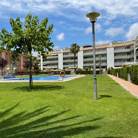 Riu - Apartamento En Primera Linea De Mar Con Piscina * Cubelles