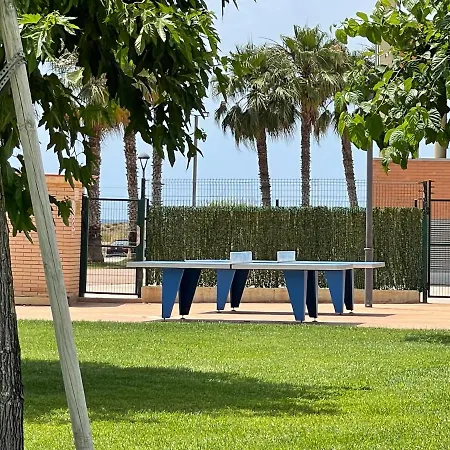 Riu - Apartamento En Primera Linea De Mar Con Piscina Cubelles