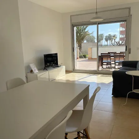 Riu - Apartamento En Primera Linea De Mar Con Piscina