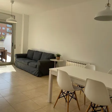 Riu - Apartamento En Primera Linea De Mar Con Piscina Cubelles